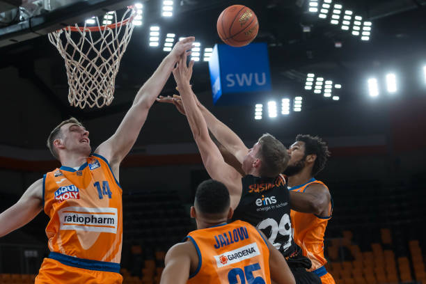 轮比赛中 轮比赛中