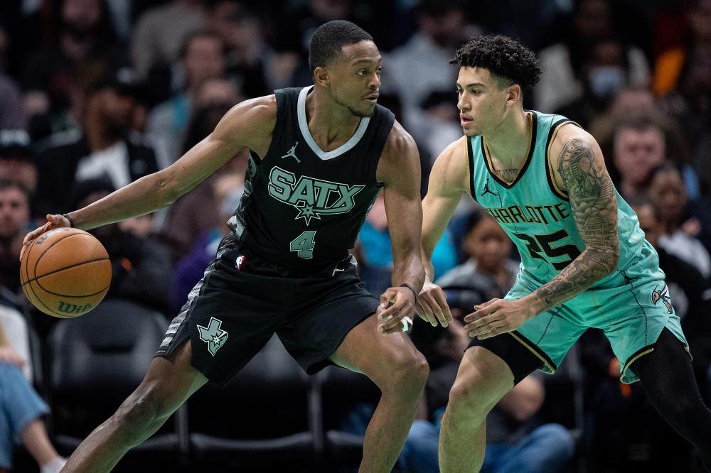 以辛纳为例 以辛纳为例