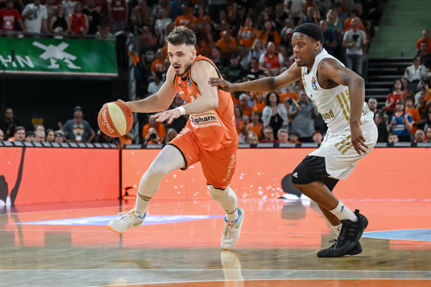 从战术层面 从战术层面